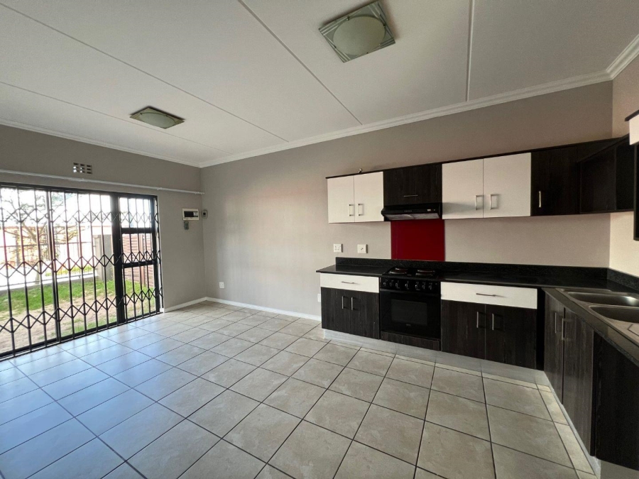 2 Bedroom Property for Sale in Charlo Eastern Cape